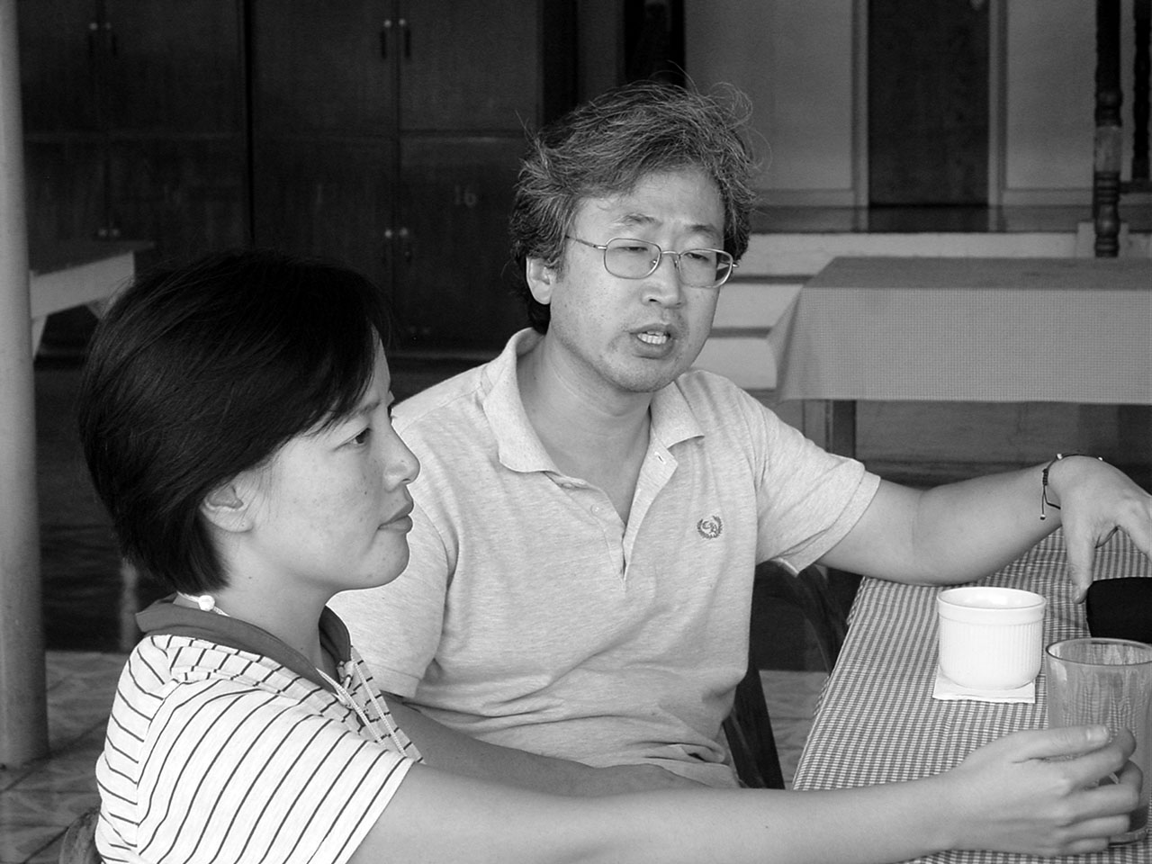 Francis Deehoon Lee (right) and Jiyoung LeeAn (left}.